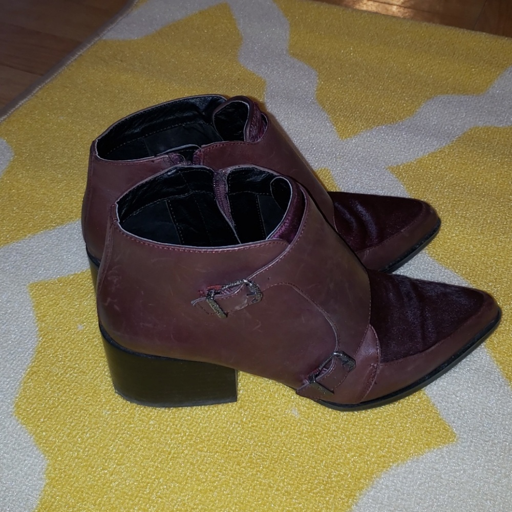 Circus by Sam Edelman- Ankle BOOTS